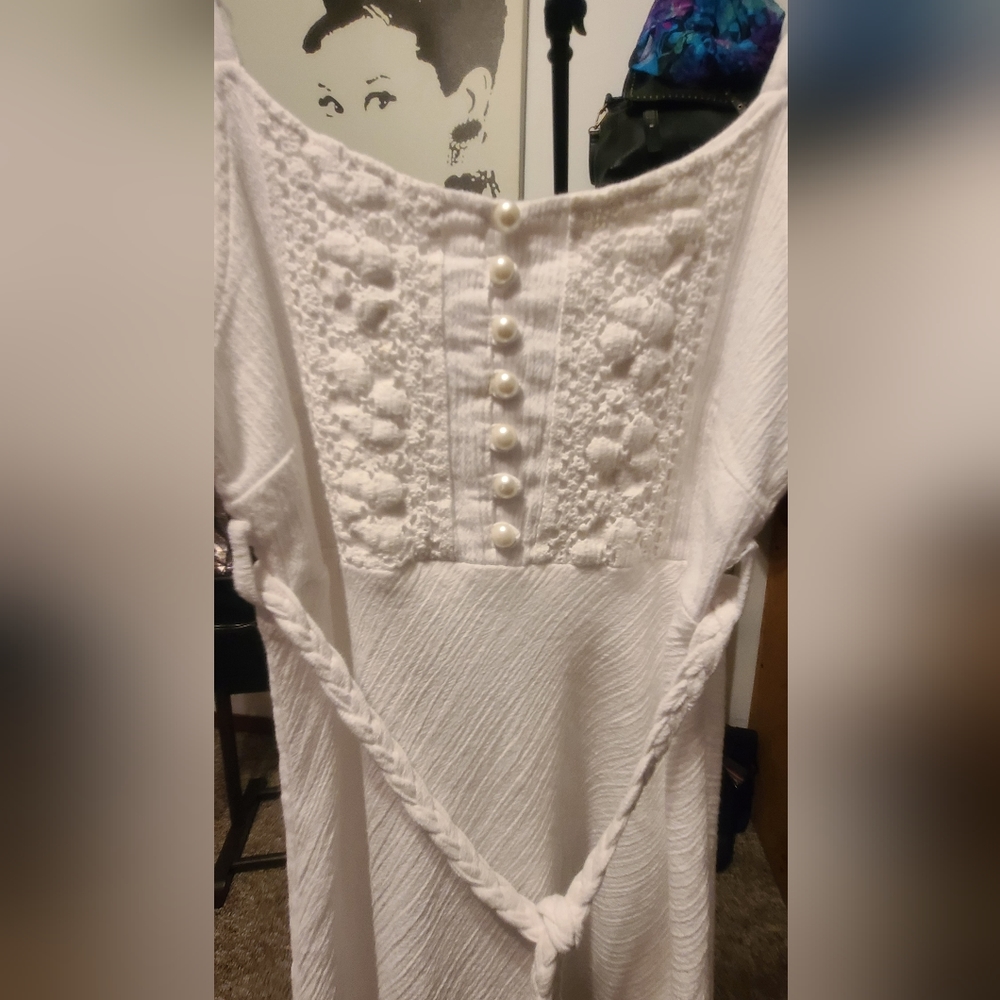 Pretty Cotton Summer Dress - Picture 2 of 9